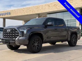 Toyota Tundra 2022 4x2 Platinum 4dr CrewMax Cab Pickup SB