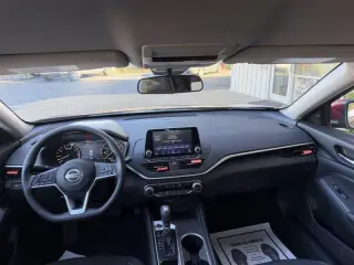 Nissan Altima 2022