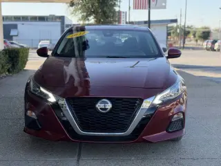 Nissan Altima 2022