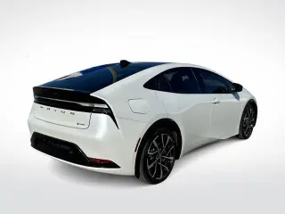 Toyota Prius Plug-in Híbrido 2025 XSE Premium 4 puertas Hatchback