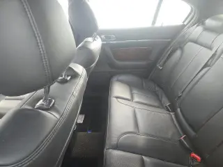 Lincoln MKS 2015 Sedán de 4 puertas