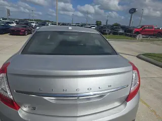 Lincoln MKS 2015 Sedán de 4 puertas