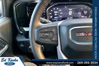 GMC Sierra 1500 2025 4x4 Elevation Estándar 4 puertas Doble Cabina 6.6 ft. SB