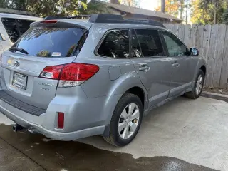 Subaru Outback 2010