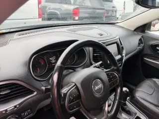 Jeep Cherokee 2021 4x4 Latitude Lux 4 puertas SUV