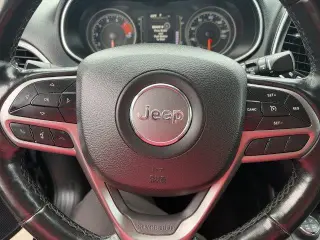 Jeep Cherokee 2021 4x4 Latitude Lux 4 puertas SUV