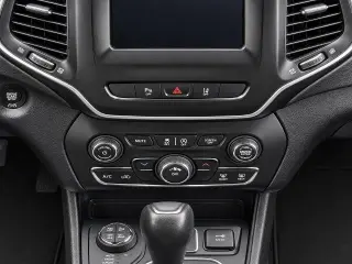 Jeep Cherokee 2021 4x4 Latitude Lux 4 puertas SUV