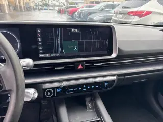 Hyundai IONIQ 6 2025 SE Standard Range 4dr Sedán