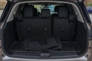Nissan Pathfinder 2023 Platino 4 SUV