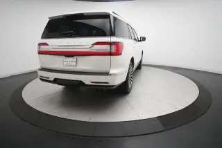 Lincoln Navigator 2021 4x4 Reserve 4dr SUV