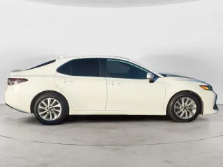 Toyota Camry 2022 LE 4dr Sedán