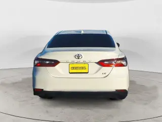 Toyota Camry 2022 LE 4dr Sedán