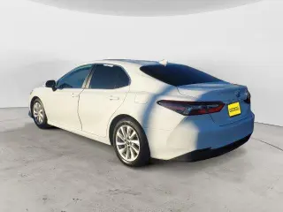 Toyota Camry 2022 LE 4dr Sedán