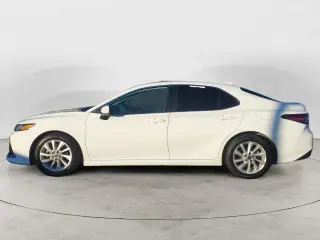 Toyota Camry 2022 LE 4dr Sedán