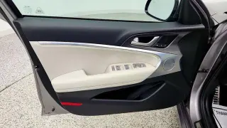 Genesis G70 2024 3.3T Sport Advanced 4dr Sedán