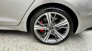Genesis G70 2024 3.3T Sport Advanced 4dr Sedán