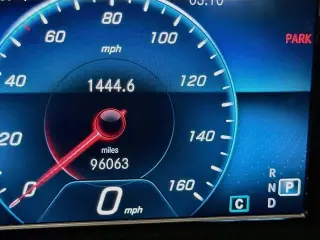 Mercedes-Benz Clase A 2019 A 220 4dr Sedán