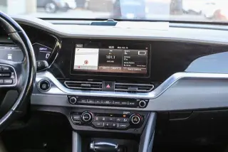 Kia Niro Híbrido Enchufable 2020 EX Premium Crossover 4 puertas