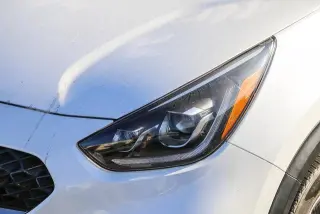 Kia Niro Híbrido Enchufable 2020 EX Premium Crossover 4 puertas