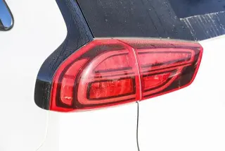 Kia Niro Híbrido Enchufable 2020 EX Premium Crossover 4 puertas
