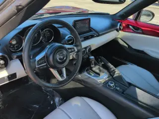 Mazda MX-5 Miata RF 2021 Grand Touring 2dr Convertible 6A