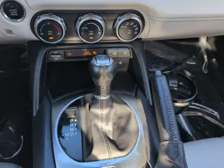 Mazda MX-5 Miata RF 2021 Grand Touring 2dr Convertible 6A