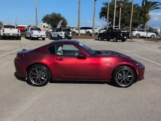 Mazda MX-5 Miata RF 2021 Grand Touring 2dr Convertible 6A