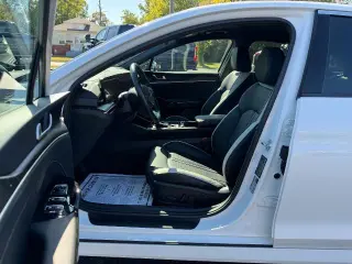 Kia K5 2025 AWD GT-Line 4dr Sedán
