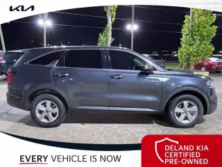 Kia Sorento 2023 AWD LX 4dr SUV