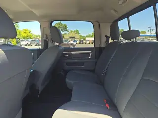 Ram 1500 2017 4x4 SLT 4dr Crew Cab 5.5 ft. SB Pickup