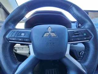 Mitsubishi Outlander 2022 AWD SEL SUV de 4 puertas