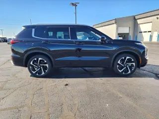 Mitsubishi Outlander 2022 AWD SEL SUV de 4 puertas