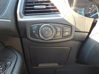 Ford Edge 2024 con tracción en las cuatro ruedas y SEL, SUV de 4 puertas