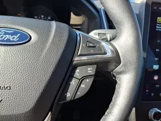 Ford Edge 2024 con tracción en las cuatro ruedas y SEL, SUV de 4 puertas