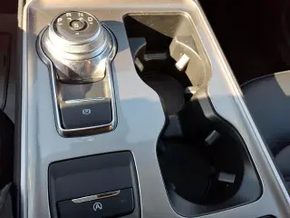 Ford Edge 2024 con tracción en las cuatro ruedas y SEL, SUV de 4 puertas