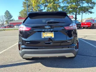 Ford Edge 2024 con tracción en las cuatro ruedas y SEL, SUV de 4 puertas