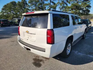 Chevrolet Suburban 2015 4x4 LT 4dr SUV