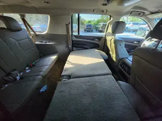 Chevrolet Suburban 2015 4x4 LT 4dr SUV