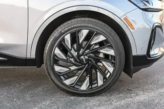 Lincoln Nautilus 2024 AWD Reserve 4dr SUV