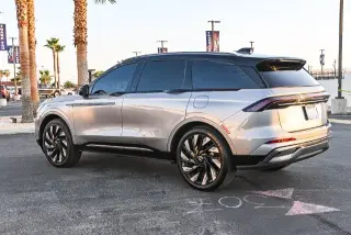 Lincoln Nautilus 2024 AWD Reserve 4dr SUV