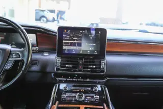 Lincoln Navigator L 2018 4x4 Reserve 4dr SUV