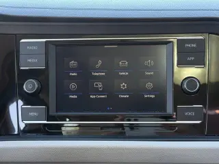 Volkswagen Jetta 2022 SE Sedan 4 puertas