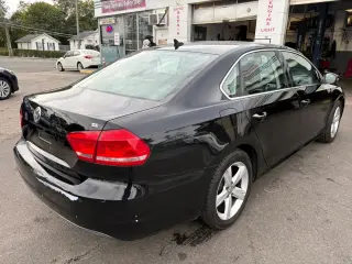 2013 VOLKSWAGEN PASSAT