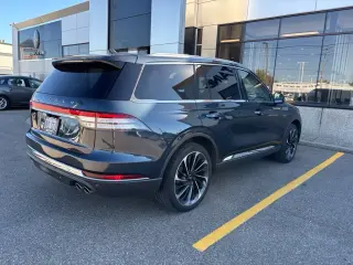 Lincoln Aviator 2023 AWD Reserve 4dr SUV