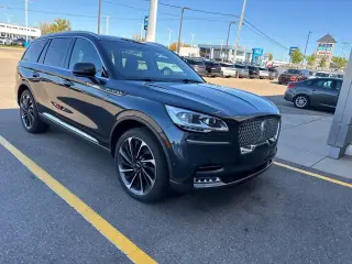 Lincoln Aviator 2023 AWD Reserve 4dr SUV