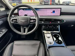 Genesis GV70 2026 AWD 2.5T Standard SUV 4 puertas