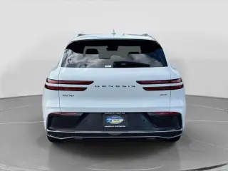 Genesis GV70 2026 AWD 2.5T Standard SUV 4 puertas