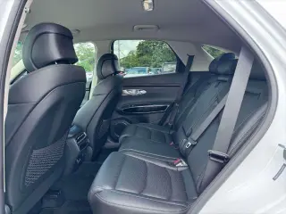 Genesis GV70 2026 AWD 2.5T Standard SUV 4 puertas