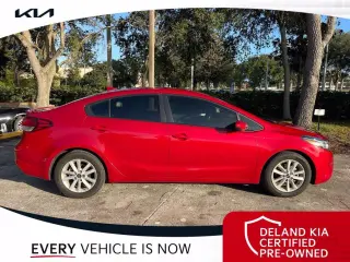 Kia Forte 2017 S 4dr Sedán