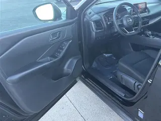 Nissan Rogue 2024 AWD S 4dr Crossover